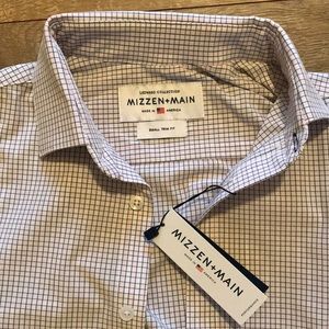 BRAND NEW “Mizzen & Main” Button Down